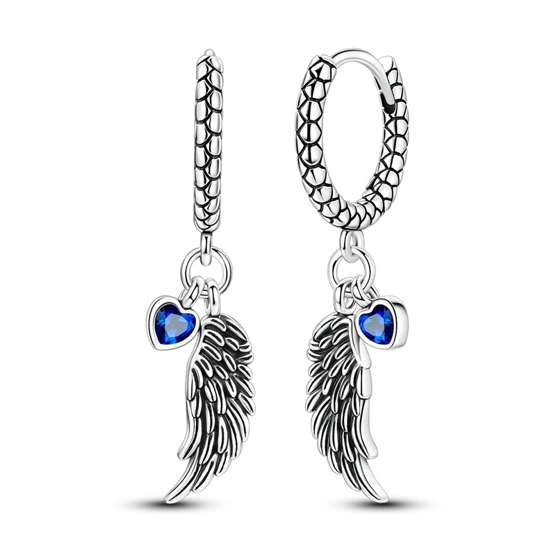 Brincos de prata com pingente de asa de anjo e coração de zircônia azul