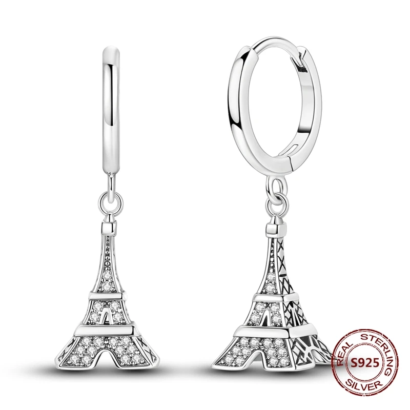 Brincos de argola em prata com pendente Torre Eiffel cravejado de cristais