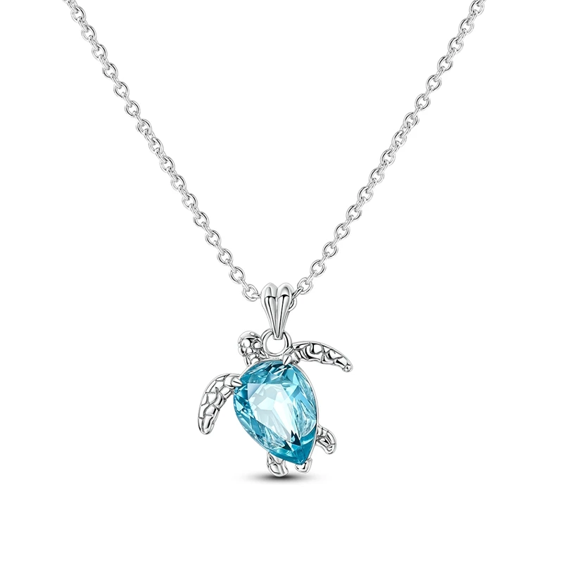 Colar com pendente de tartaruga marinha em prata e zircónia azul.