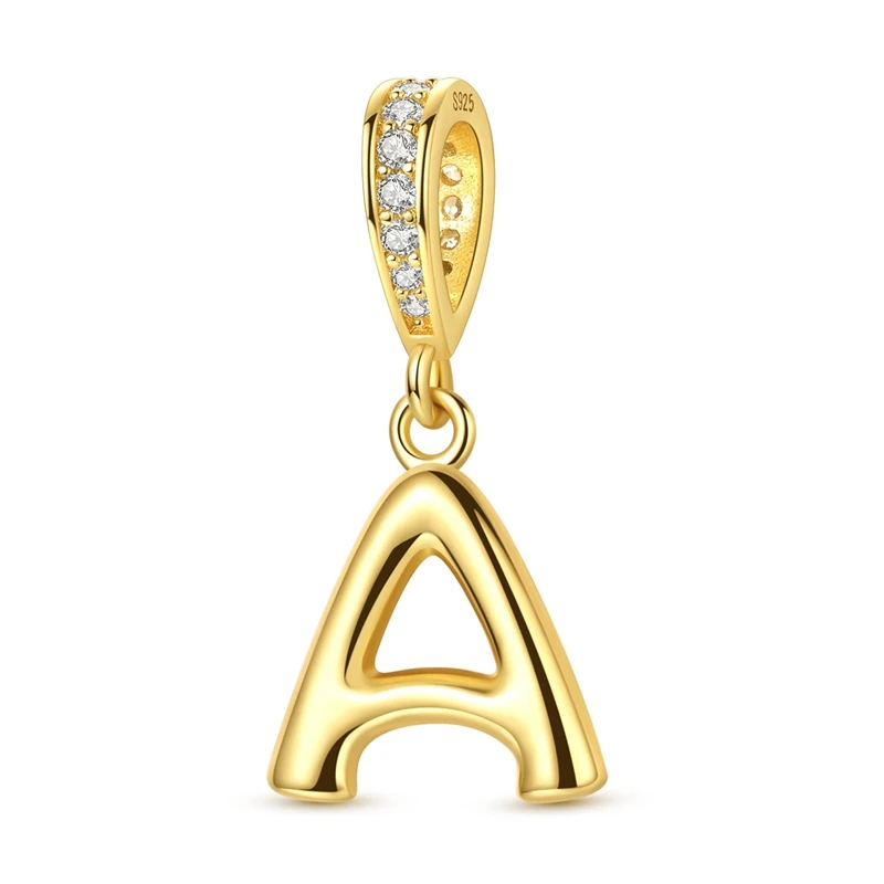 Pingente dourado letra A com zircónias transparentes em corrente de prata.
