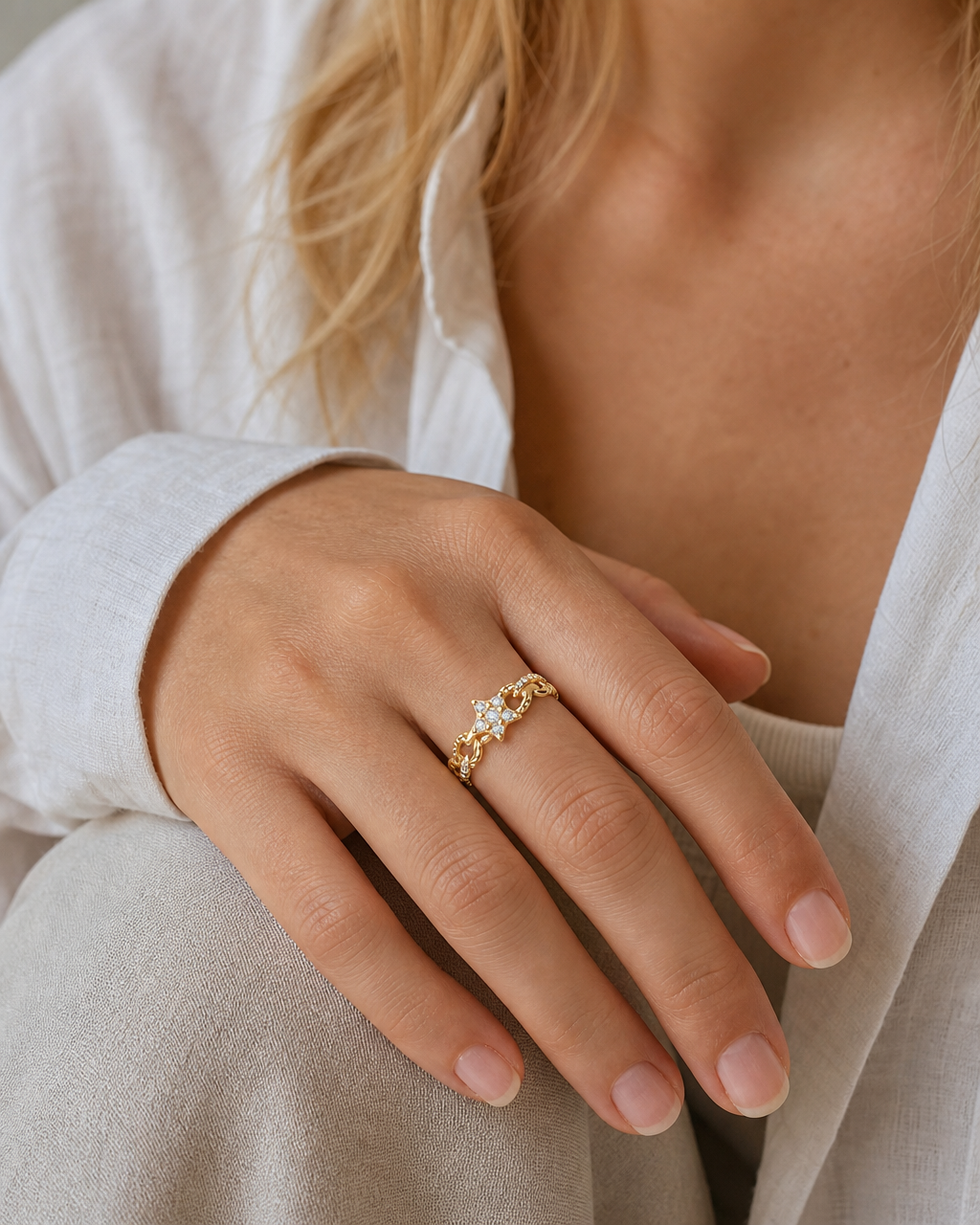 Anillo Estrella Infinito — en uso