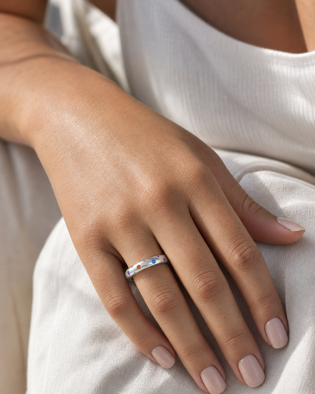 Bague Arc-en-Ciel — porté