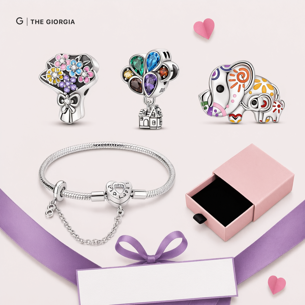 Pulseira de prata com berloques de coração, buquê de flores, casa suspensa por balões e mãe elefante com filhote