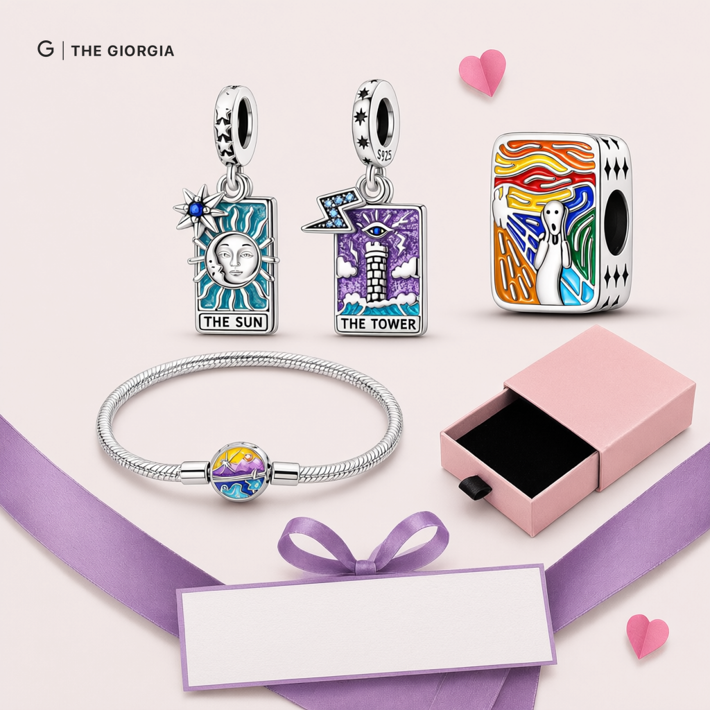 Bracelete prata com berloques de tarot O Sol, A Torre e O Grito em esmalte colorido