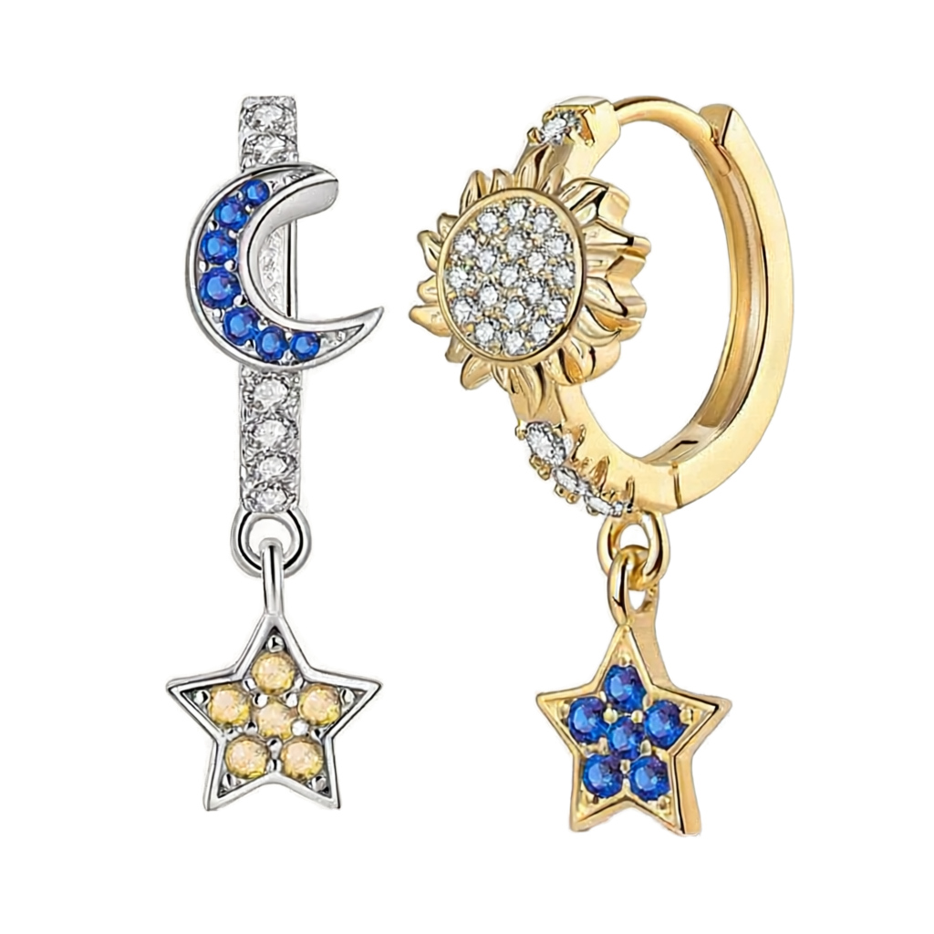 Brincos de argola em prata com motivos de lua crescente, sol e estrelas pendentes com zircónias coloridas.