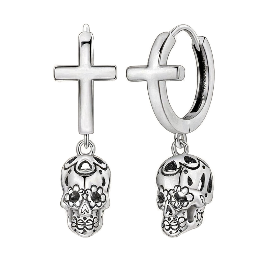 Brincos de prata com cruz integrada e pendente caveira mexicana com gravuras ornamentais